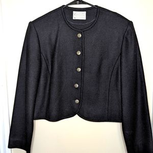 Vintage women's Pendleton blazer jacket size 8. 100% wool